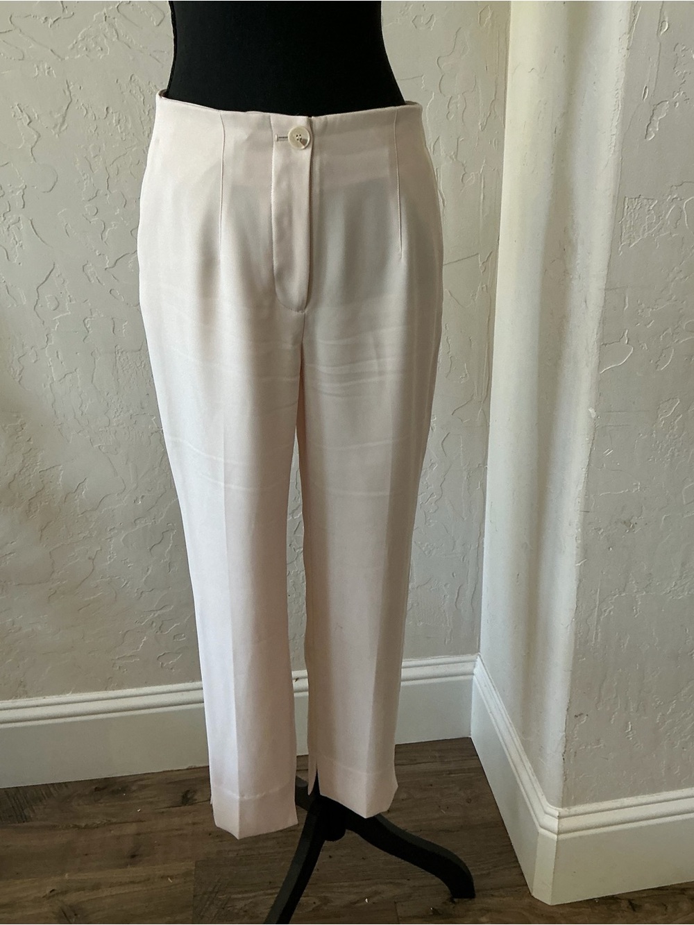 Elie Tahari Light Cream Straight-Leg Tailored Pants